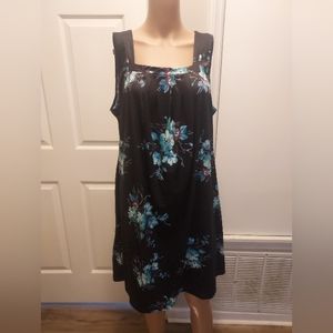 New Floral black dress